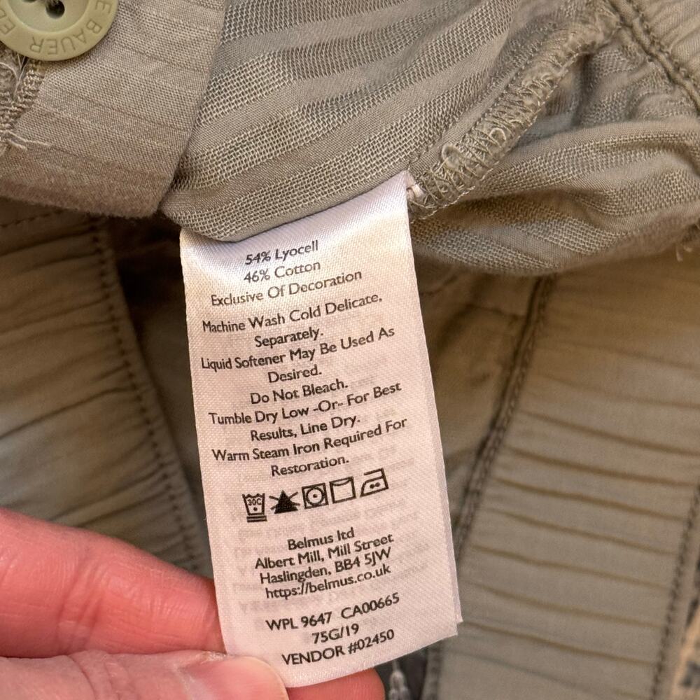 Eddie Bauer Packable Dobby Stripe Sage Hiking Shorts Women’s Size 8 NWT - Picture 4 of 9